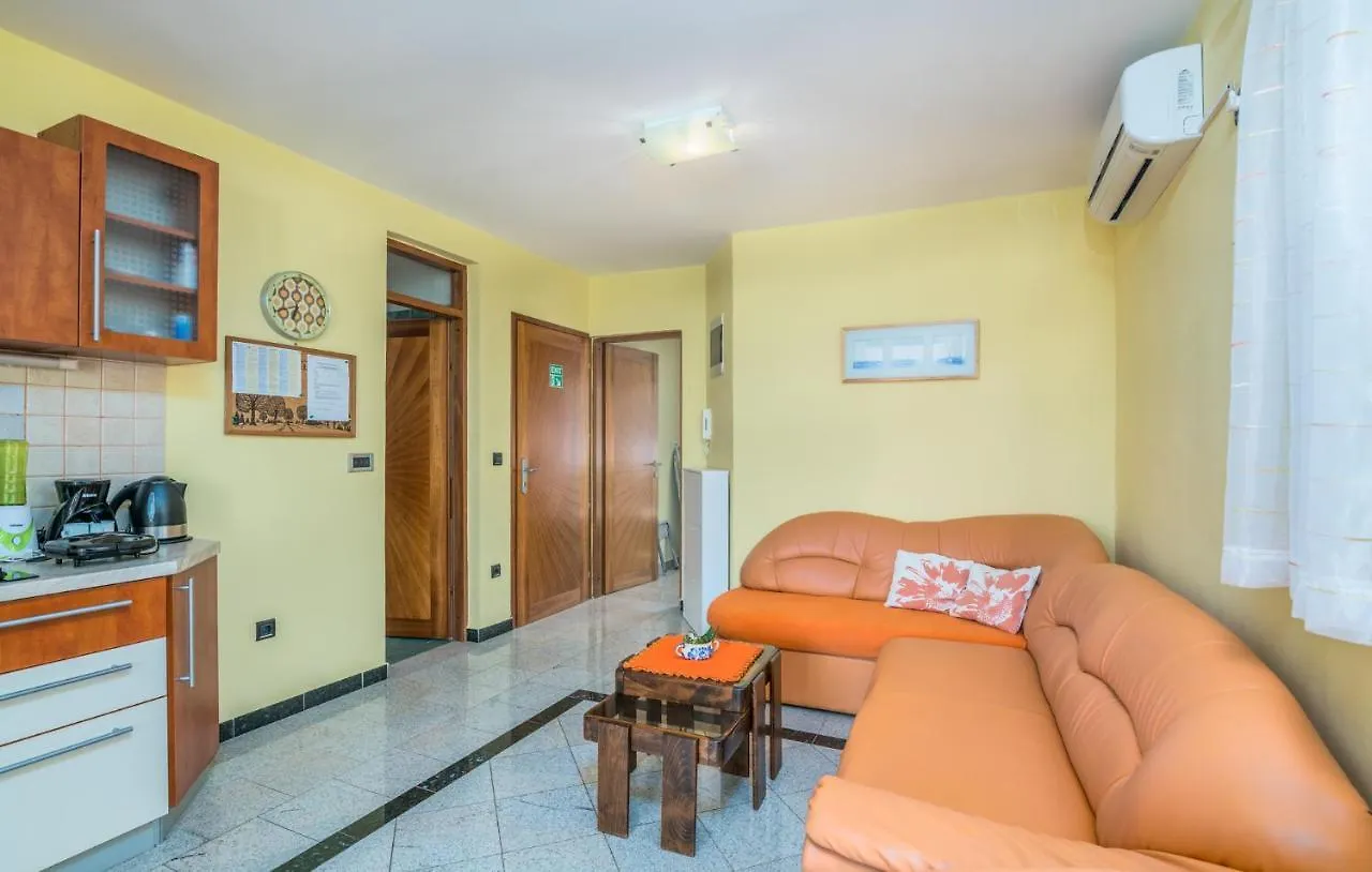 Apartment In Klimno - Insel Krk 41810