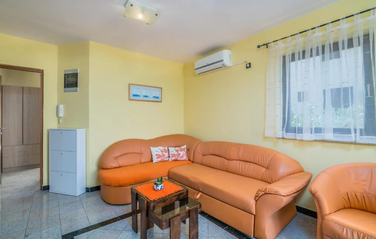 Apartment In Klimno - Insel Krk 41810 Croatia